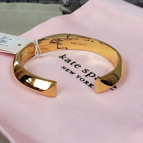 𝅺KATE Spade Gold Tone Bar Cuff Bracelet NWT - Picture 2 of 9